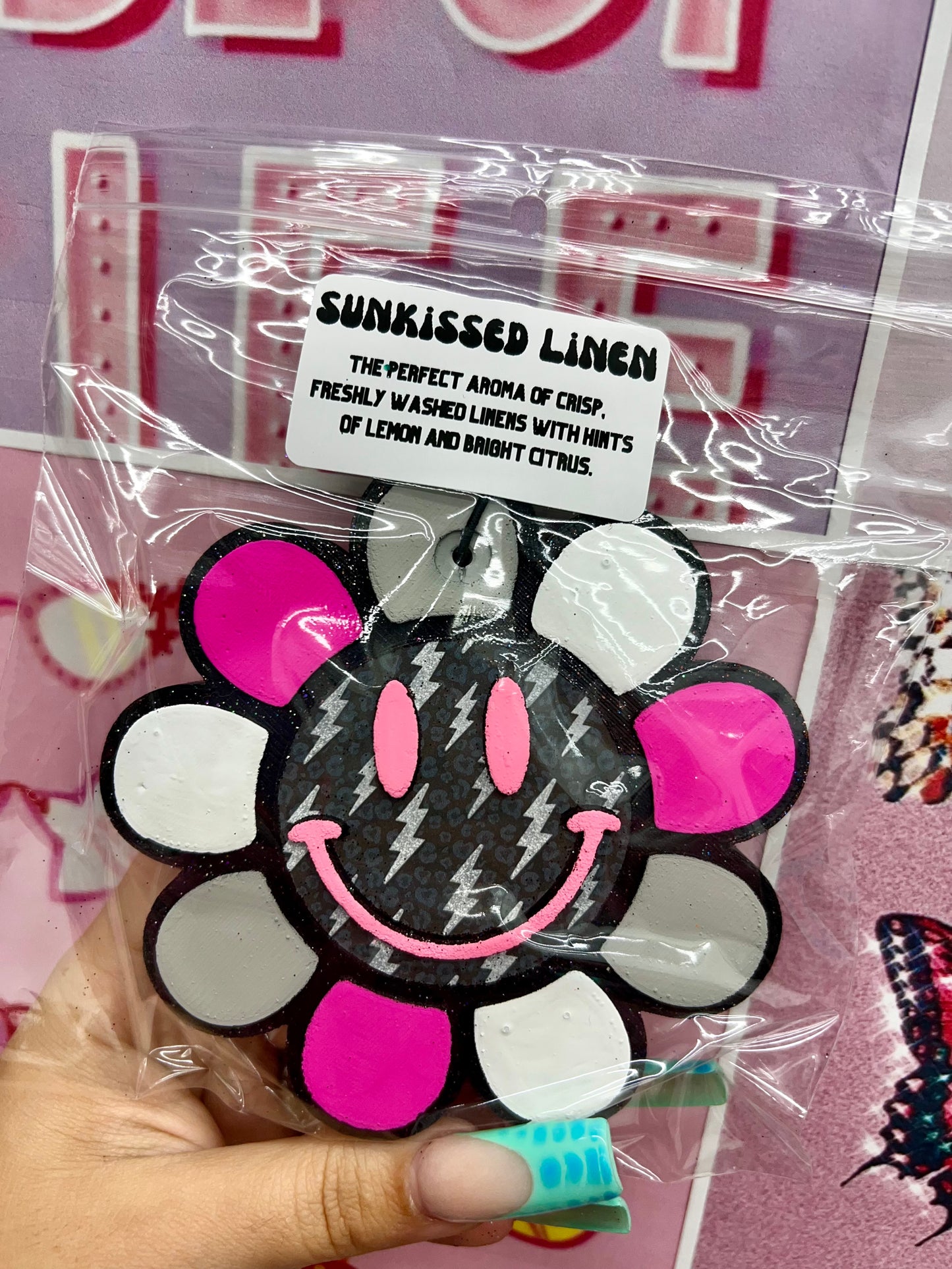 RANDOM CIRCLE FRESHIES