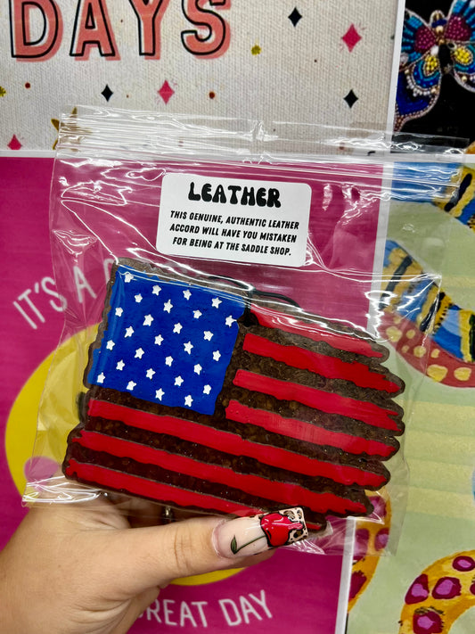 DISTRESSED FLAG FRESHIES