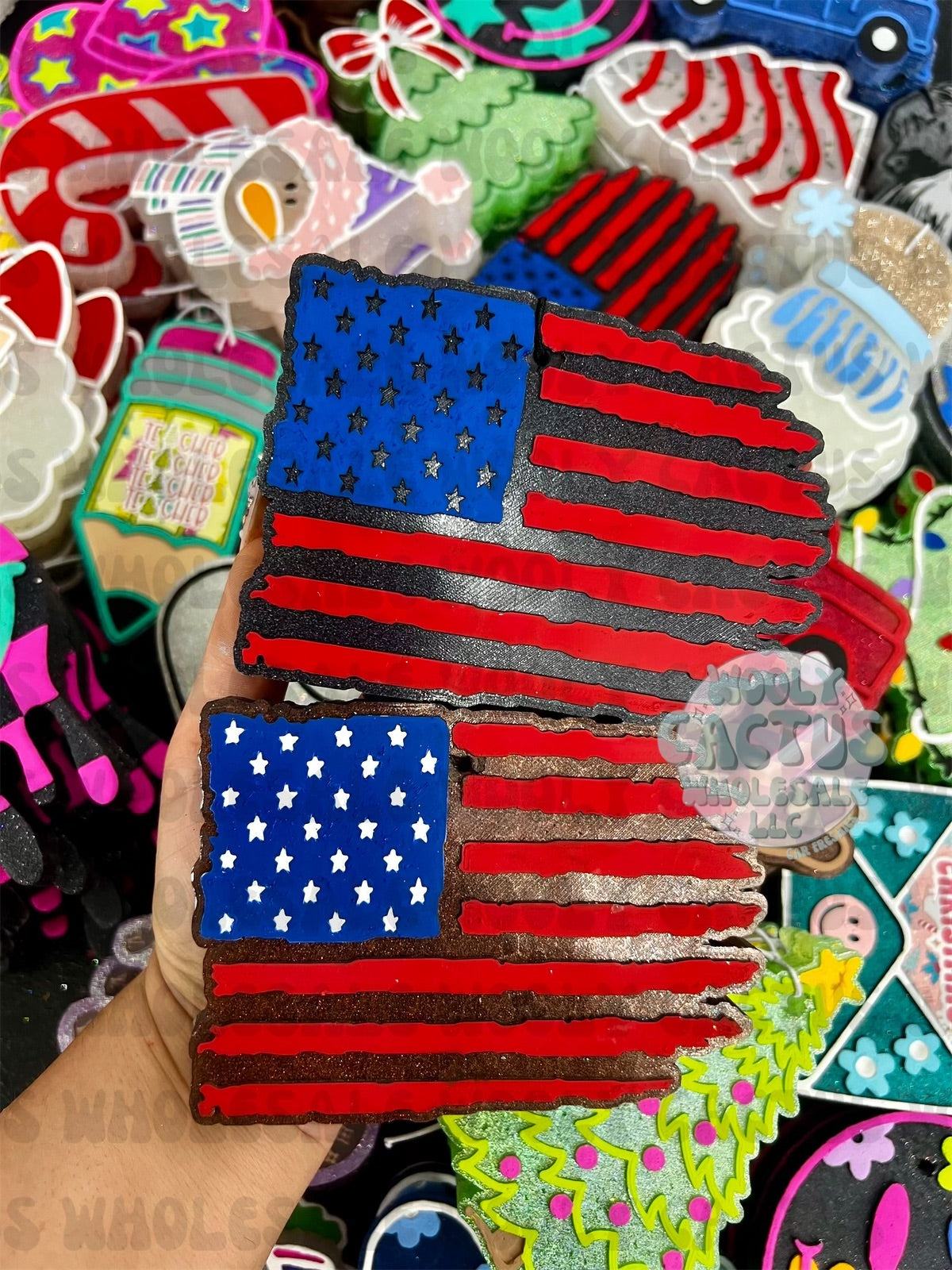 DISTRESSED FLAG FRESHIES